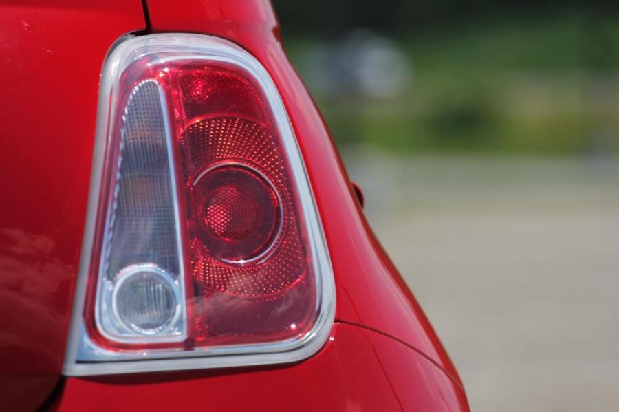  Fiat 500C 2012 года  (фото 82 из 98)